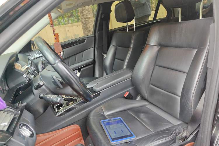 Used Mercedes-Benz E-Class 2013 E 260 L CGI Stylish Model Left Front Seat