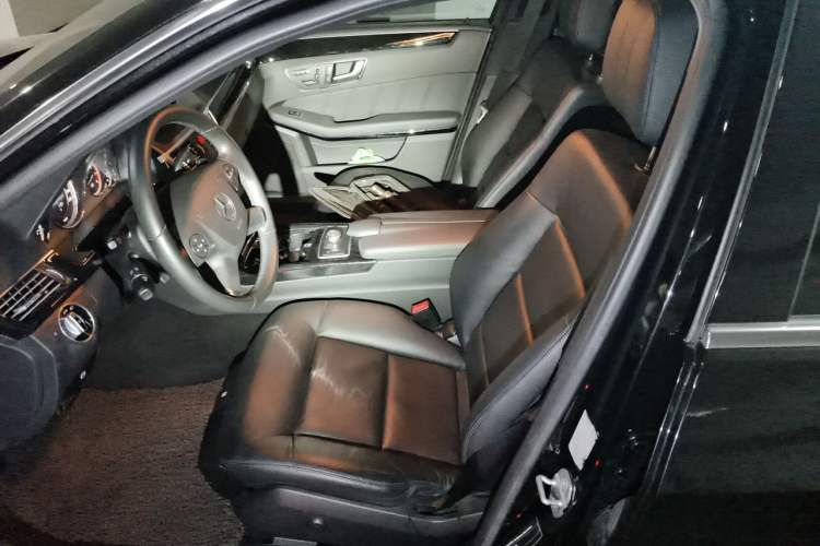 Used Mercedes-Benz E-Class 2013 E 260 L CGI Stylish Model Left Front Seat