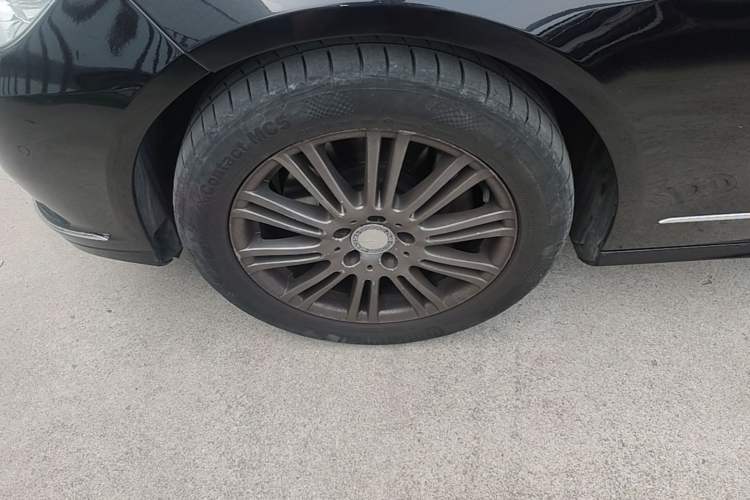 Used Mercedes-Benz E-Class 2013 E 260 L CGI Elegant Model Left Front Wheel Hub