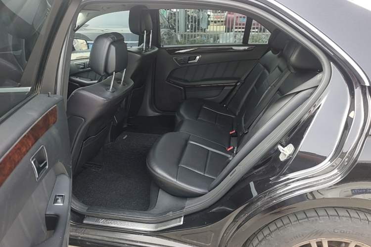 Used Mercedes-Benz E-Class 2013 E 260 L CGI Elegant Model Left Rear Seat