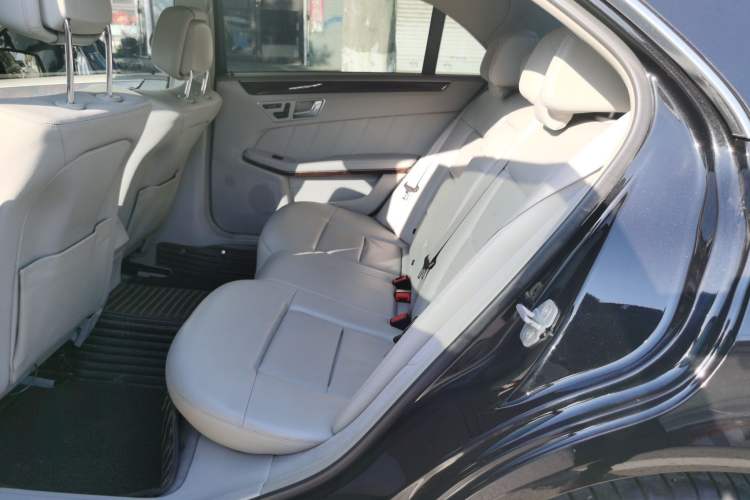Used Mercedes-Benz E-Class 2013 E 260 L CGI Elegant Model Left Rear Seat