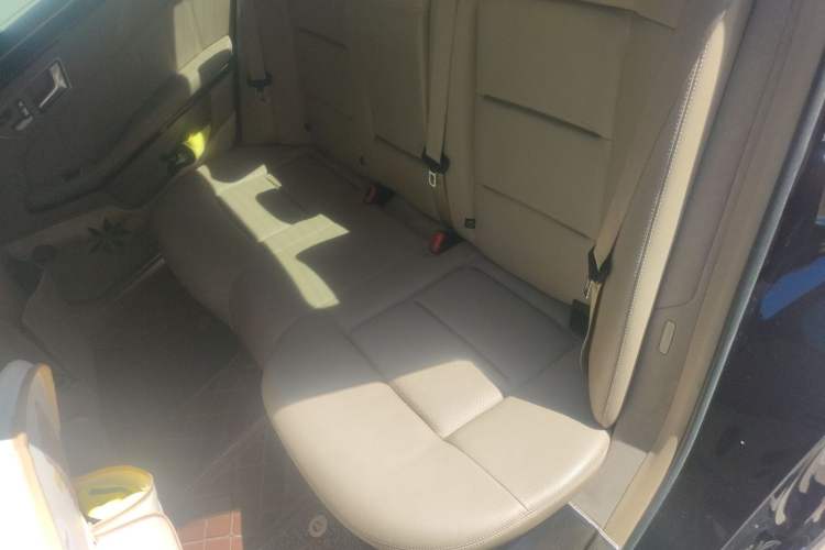 Used Mercedes-Benz E-Class 2013 E 260 L CGI Elegant Model Left Rear Seat