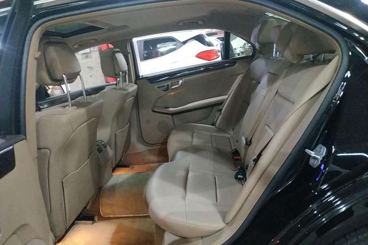 Used Mercedes-Benz E-Class 2013 E 260 L CGI Elegant Model Left Rear Seat