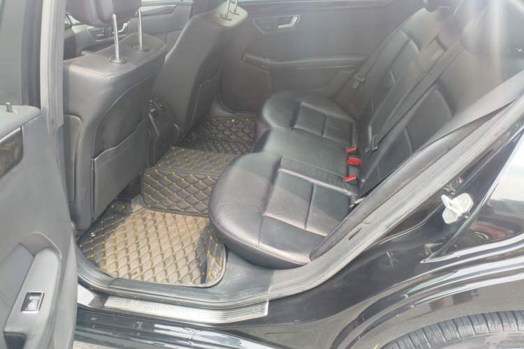 Used Mercedes-Benz E-Class 2013 E 260 L CGI Stylish Model Left Rear Seat