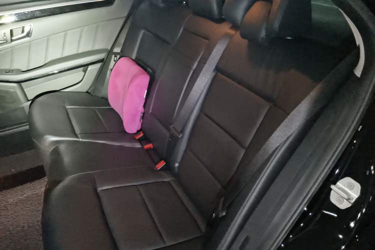 Used Mercedes-Benz E-Class 2013 E 260 L CGI Stylish Model Left Rear Seat
