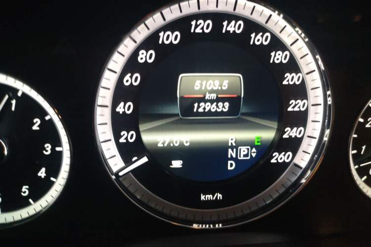 Used Mercedes-Benz E-Class 2013 E 300 L Elegant Model Odometer Close Up