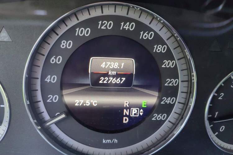 Used Mercedes-Benz E-Class 2013 E 260 L CGI Elegant Model Odometer Close Up