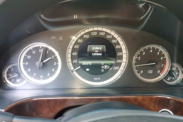 Used Mercedes-Benz E-Class 2013 E 300 L Elegant Model Odometer Close Up