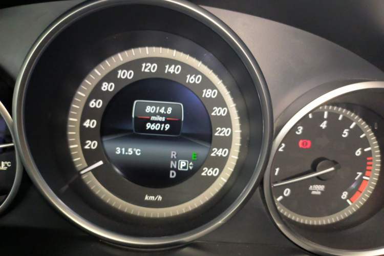 Used Mercedes-Benz E-Class 2013 E 300 L Stylish Model Odometer Close Up