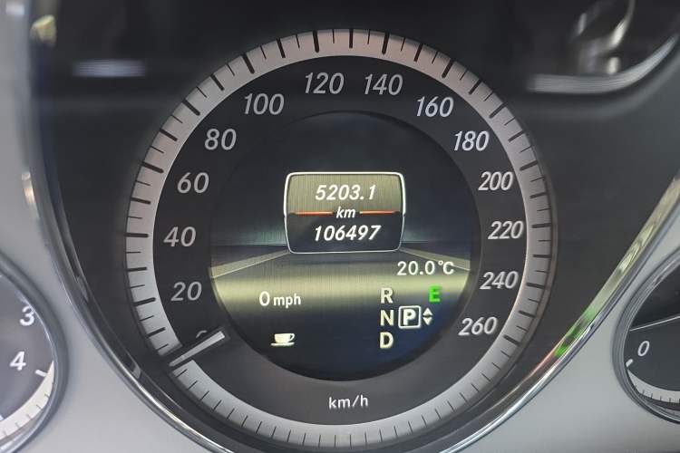 Used Mercedes-Benz E-Class 2013 E 260 L CGI Stylish Model Odometer Close Up