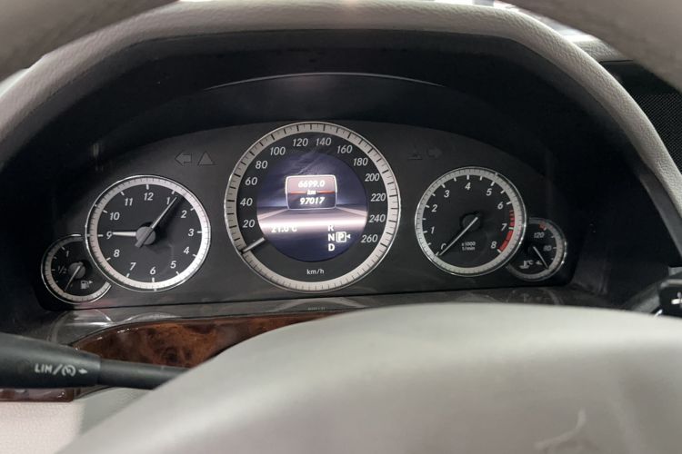 Used Mercedes-Benz E-Class 2013 E 260 L CGI Elegant Model Odometer Close Up