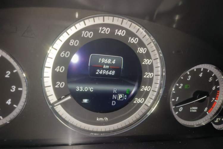 Used Mercedes-Benz E-Class 2013 E 300 L Elegant Model Odometer Close Up