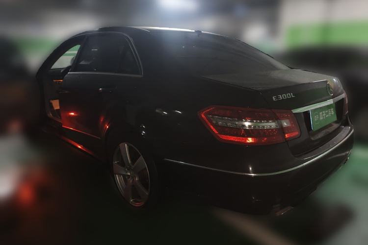Used Mercedes-Benz E-Class 2013 E 300 L Elegant Model Rear Left 45 Deg