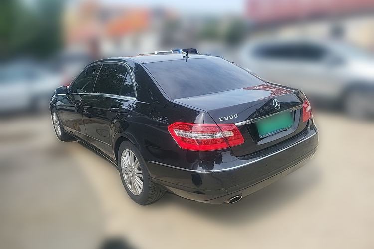 Used Mercedes-Benz E-Class 2013 E 260 L CGI Stylish Model Rear Left 45 Deg