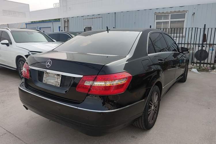 Used Mercedes-Benz E-Class 2013 E 260 L CGI Elegant Model Rear Right 45 Deg