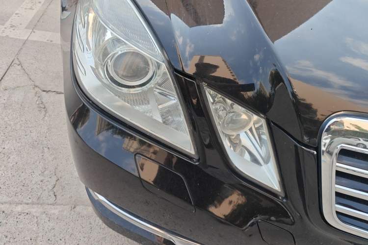 Used Mercedes-Benz E-Class 2013 E 300 L Stylish Model Right Front Headlight