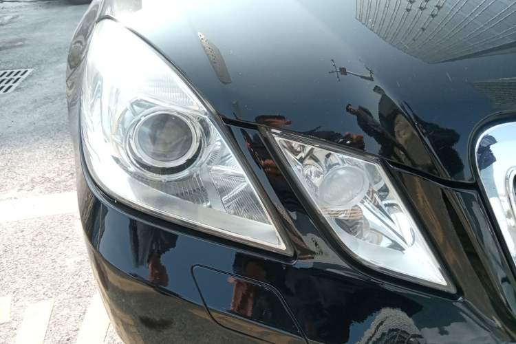 Used Mercedes-Benz E-Class 2013 E 260 L CGI Stylish Model Right Front Headlight
