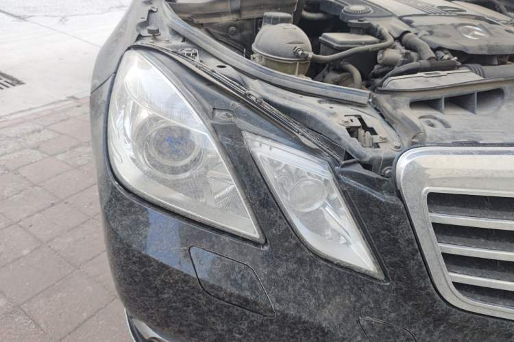 Used Mercedes-Benz E-Class 2013 E 260 L CGI Stylish Model Right Front Headlight