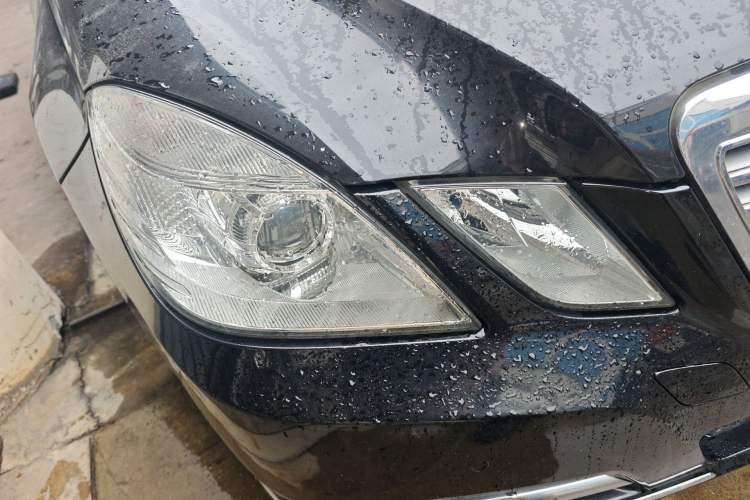 Used Mercedes-Benz E-Class 2013 E 260 L CGI Elegant Model Right Front Headlight