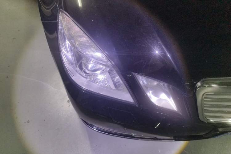 Used Mercedes-Benz E-Class 2013 E 300 L Elegant Model Right Front Headlight