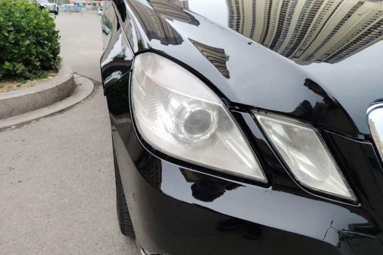 Used Mercedes-Benz E-Class 2013 E 260 L CGI Elegant Model Right Front Headlight