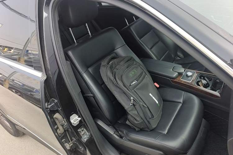 Used Mercedes-Benz E-Class 2013 E 260 L CGI Elegant Model Right Front Seat