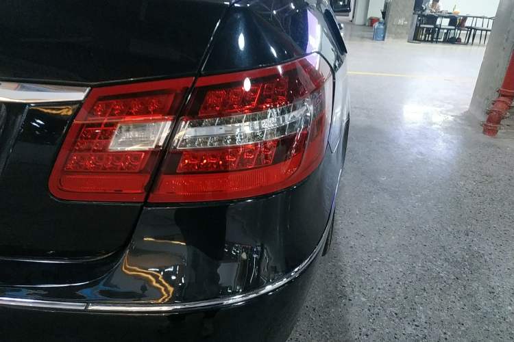 Used Mercedes-Benz E-Class 2013 E 260 L CGI Elegant Model Right Rear Taillight