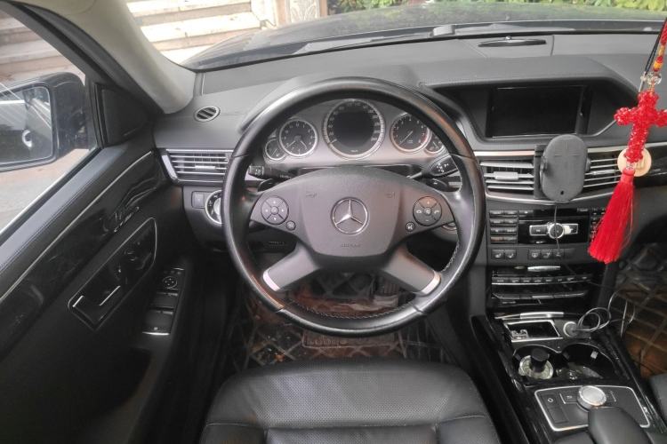 Used Mercedes-Benz E-Class 2013 E 300 L Stylish Luxury Model Steering Wheel