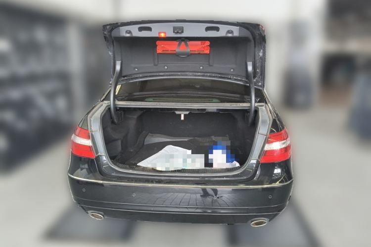 Used Mercedes-Benz E-Class 2013 E 300 L Elegant Model Trunk