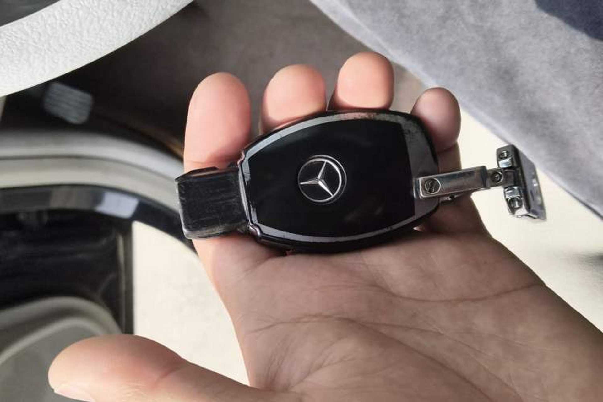 Used Mercedes-Benz E-Class 2013 E 260 L CGI Elegant Model Vehicle Key