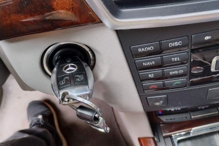 Used Mercedes-Benz E-Class 2013 E 300 L Elegant Model Vehicle Key