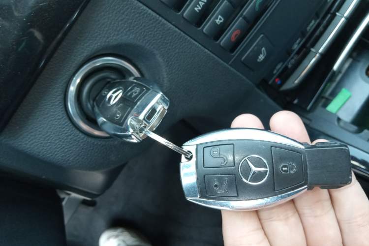 Used Mercedes-Benz E-Class 2013 E 260 L CGI Stylish Model Vehicle Key