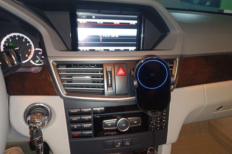 Used Mercedes-Benz E-Class 2013 E 260 L CGI Elegant Model Audio And AC Panel