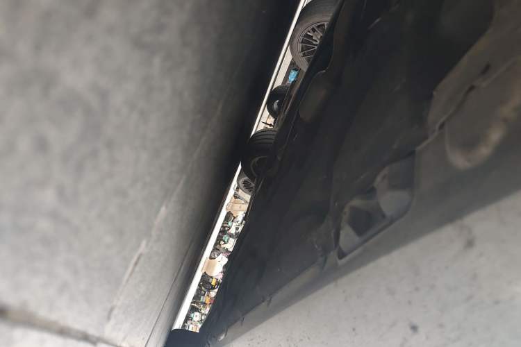 Used Mercedes-Benz E-Class 2013 E 260 L CGI Elegant Model Chassis Front Left