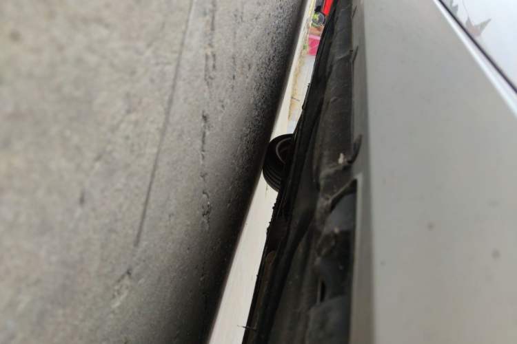 Used Mercedes-Benz E-Class 2013 E 300 L Stylish Model Chassis Front Right