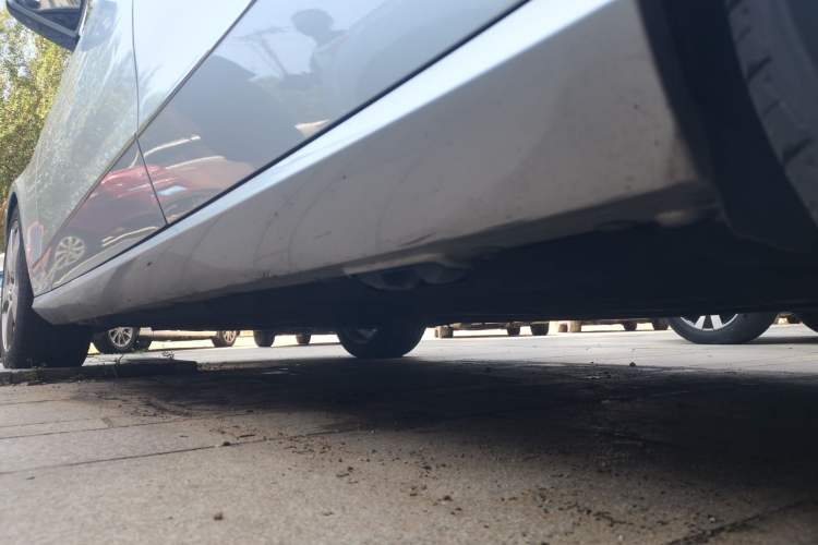 Used Mercedes-Benz E-Class 2013 E 260 L CGI Stylish Model Chassis Rear Left