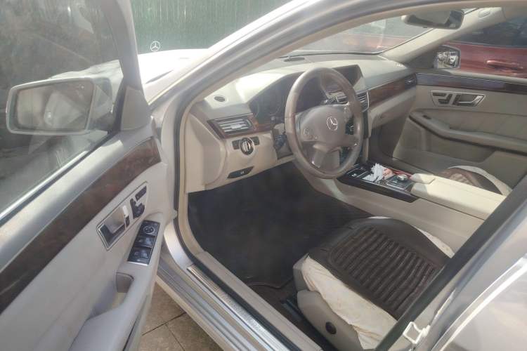 Used Mercedes-Benz E-Class 2013 E 260 L CGI Elegant Model Driver Seat