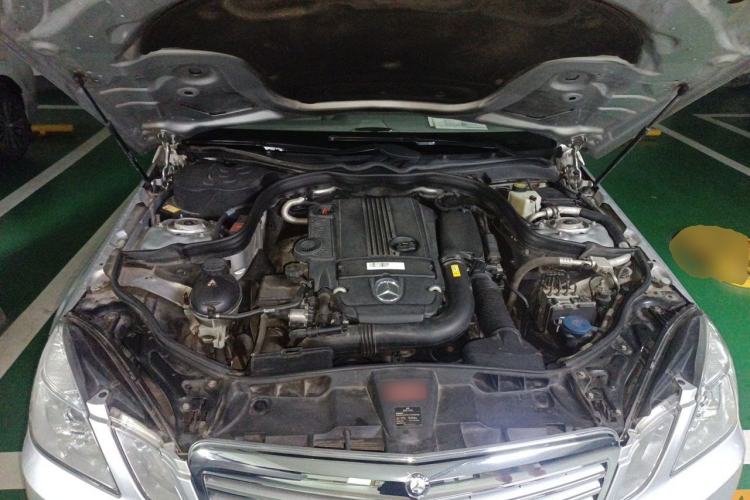 Used Mercedes-Benz E-Class 2013 E 260 L CGI Elegant Model Engine Bay