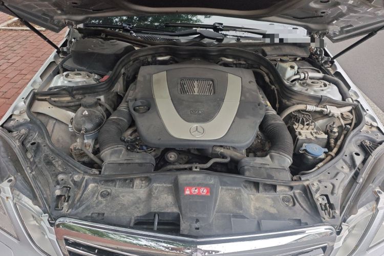Used Mercedes-Benz E-Class 2013 E 300 L Stylish Model Engine Bay