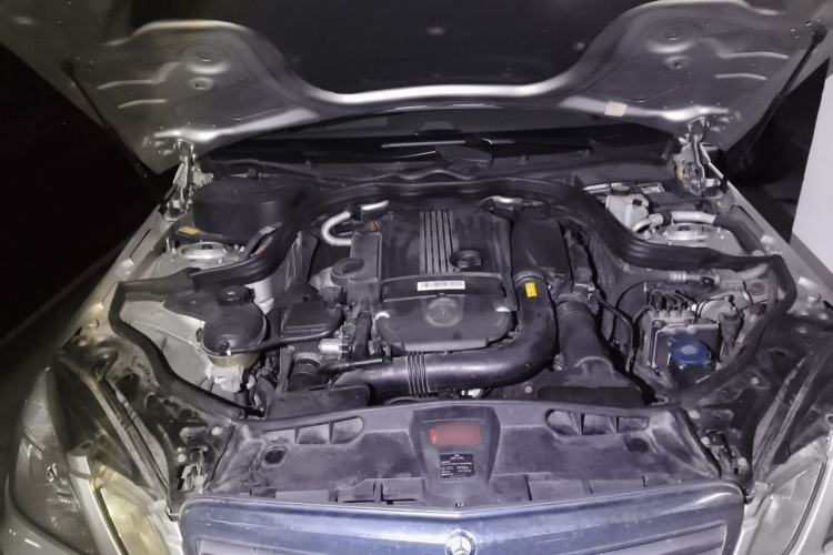 Used Mercedes-Benz E-Class 2013 E 260 L CGI Elegant Model Engine Bay