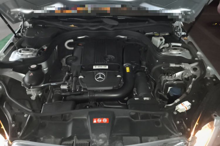 Used Mercedes-Benz E-Class 2013 E 260 L CGI Elegant Model Engine Bay