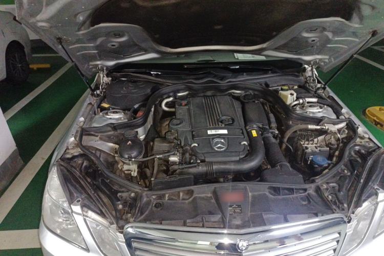 Used Mercedes-Benz E-Class 2013 E 260 L CGI Elegant Model Engine Bay Right
