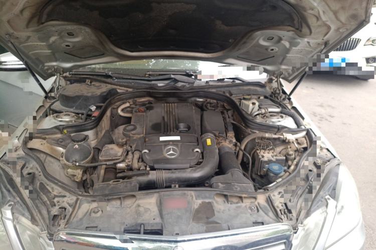 Used Mercedes-Benz E-Class 2013 E 260 L CGI Elegant Model Engine Bay