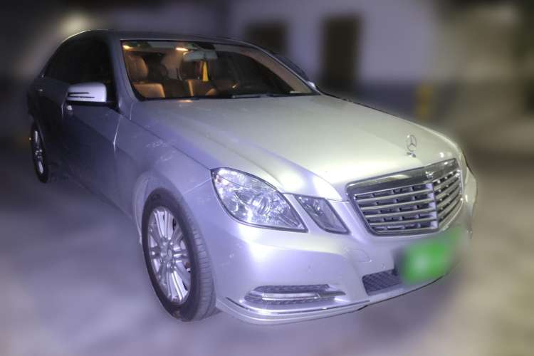 Used Mercedes-Benz E-Class 2013 E 260 L CGI Elegant Model Front Right 45 Deg