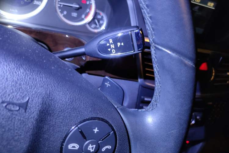 Used Mercedes-Benz E-Class 2013 E 260 L CGI Elegant Model Gear Lever