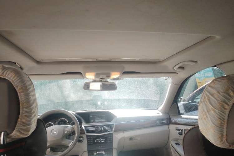 Used Mercedes-Benz E-Class 2013 E 260 L CGI Elegant Model Headliner