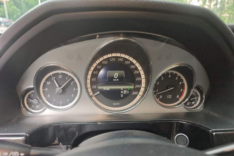 Used Mercedes-Benz E-Class 2013 E 300 L Stylish Model Instrument Cluster