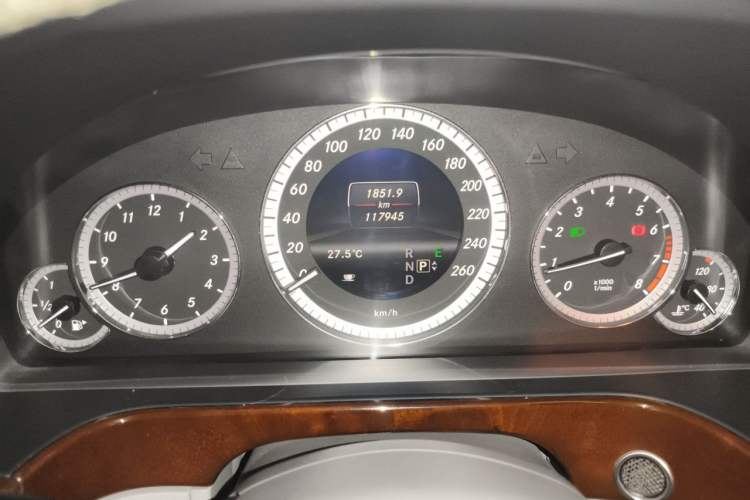 Used Mercedes-Benz E-Class 2013 E 260 L CGI Elegant Model Instrument Cluster