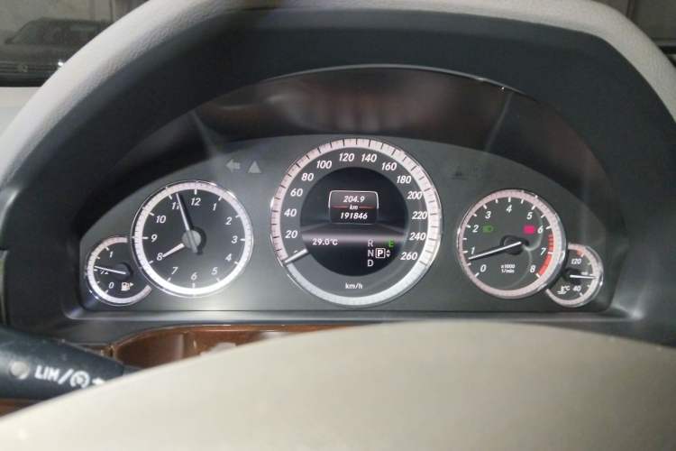 Used Mercedes-Benz E-Class 2013 E 260 L CGI Elegant Model Instrument Cluster