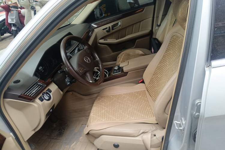 Used Mercedes-Benz E-Class 2013 E 260 L CGI Elegant Model Left Front Seat
